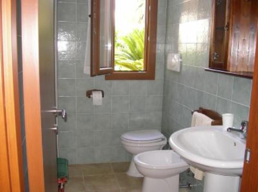 Geremeas Country Club Marongiu Exterior foto